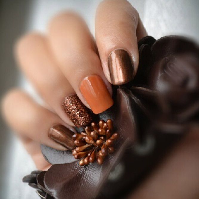 Autumn Embrace: Cozy Nail Art for the Season