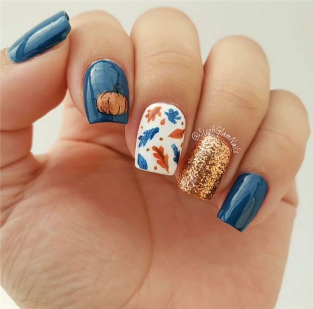 Autumn Allure: Cozy Chic Nail Art