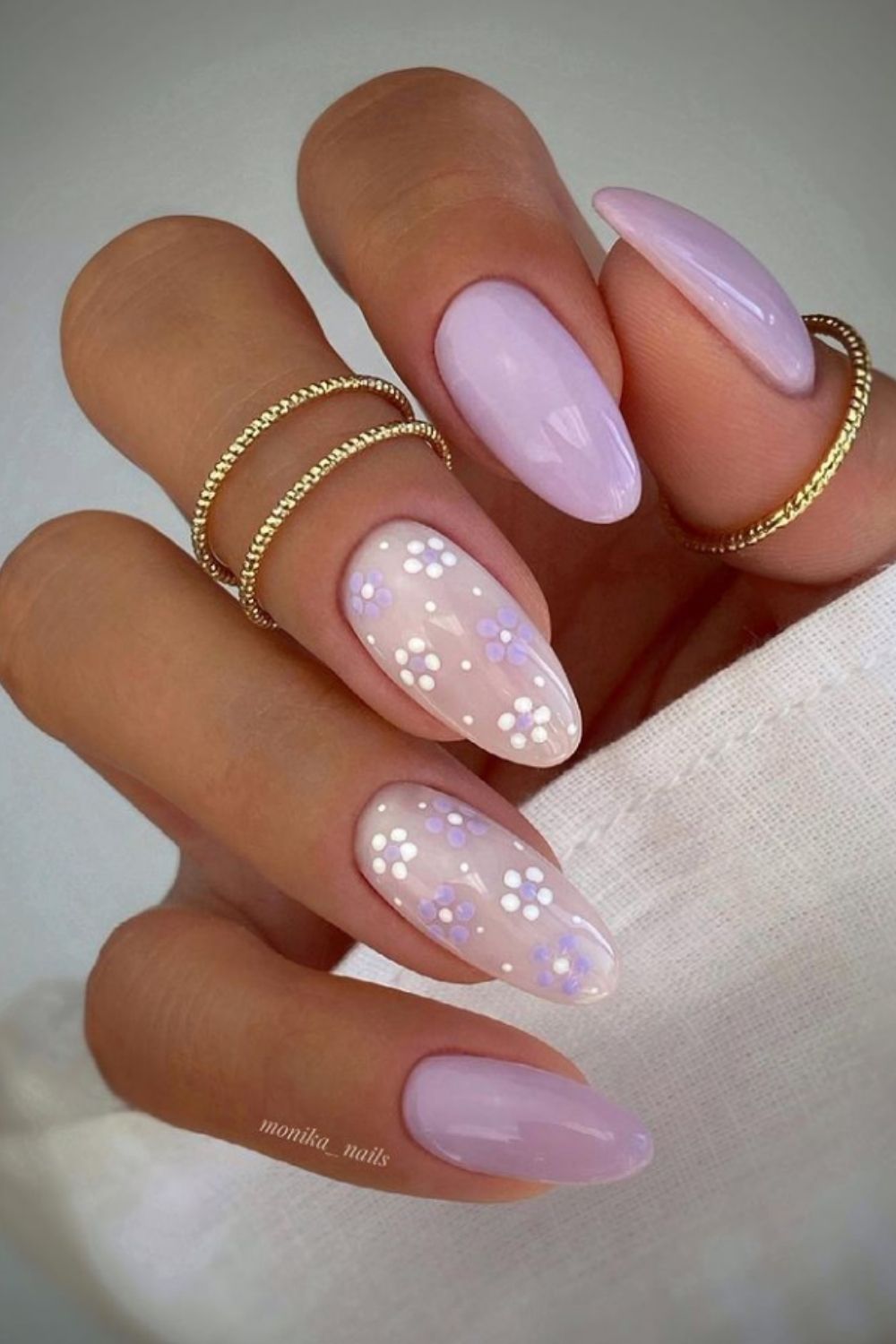 Chic Nail Art: Geometric Glamour