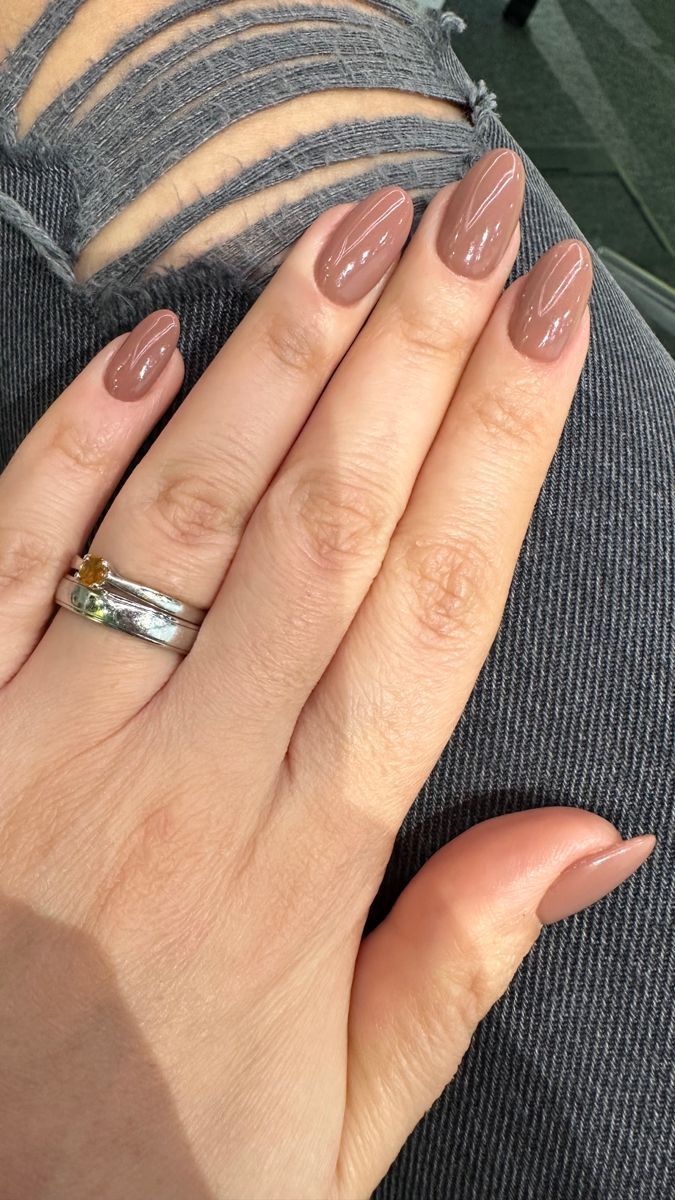 Autumn Elegance: Embrace the Season with Stunning Fall Nail Designs