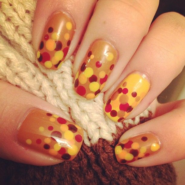 Falling for Color: Cozy Autumn Nail Art Inspiration