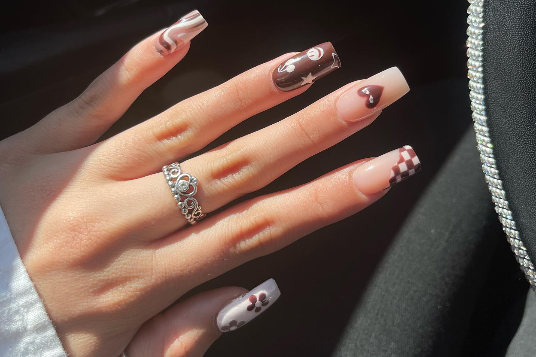 Chic Nail Art: Trendsetting Designs for Every Mood