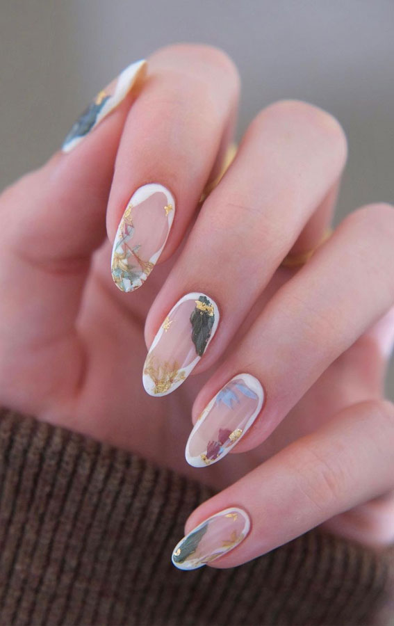 Autumn Elegance: Captivating Nail Designs to Embrace Fall