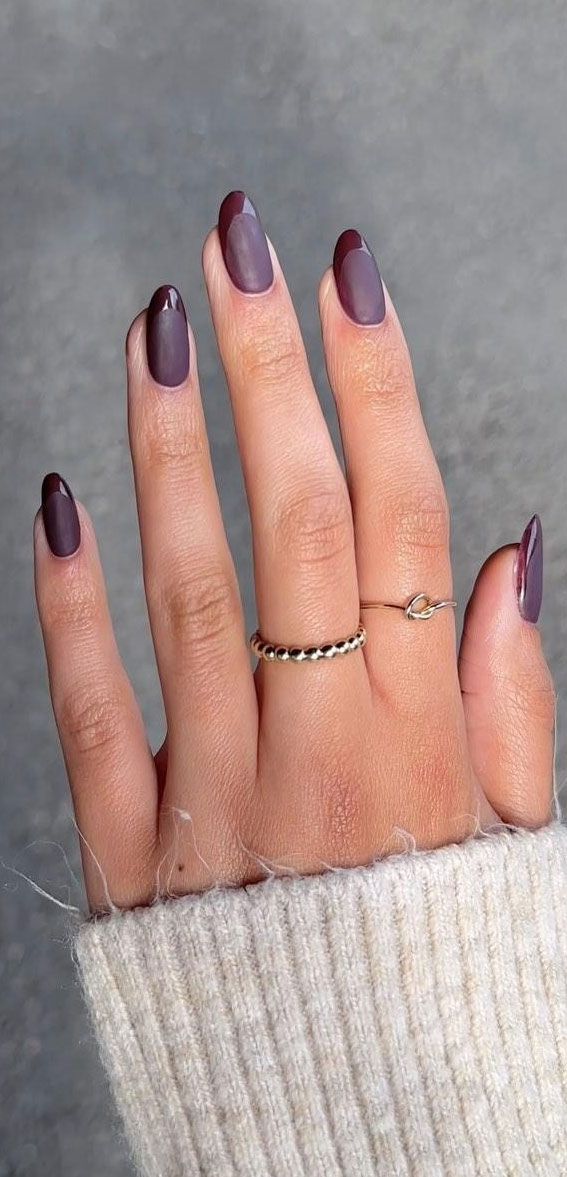 Autumn Aura: Cozy Nail Designs to Embrace the Season