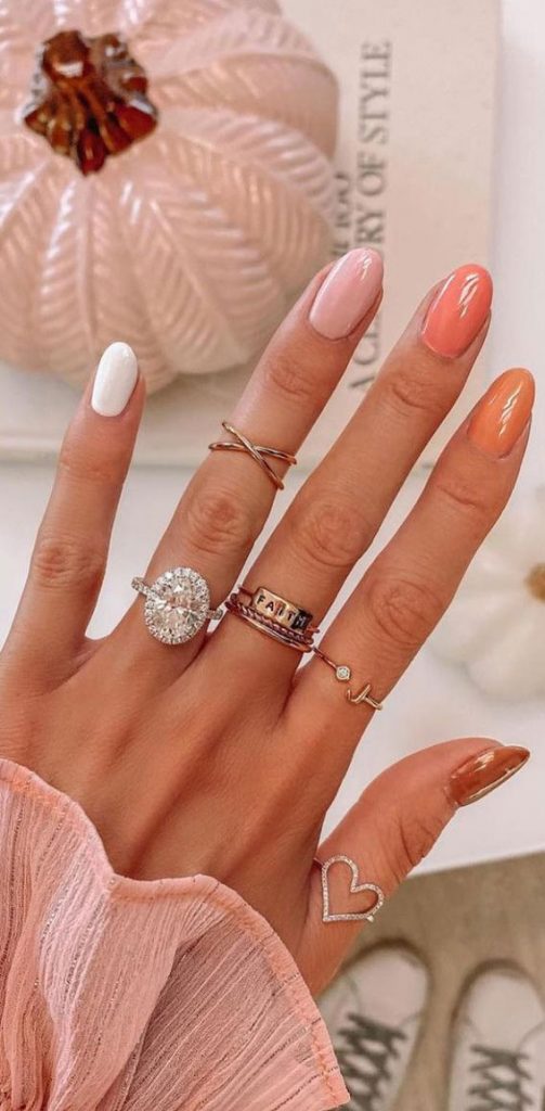 Autumn Elegance: Stunning Nail Designs to Embrace the Fall Vibes