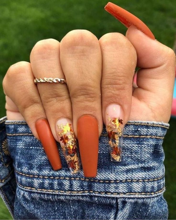 Autumn Embrace: Nail Art for Cozy Vibes