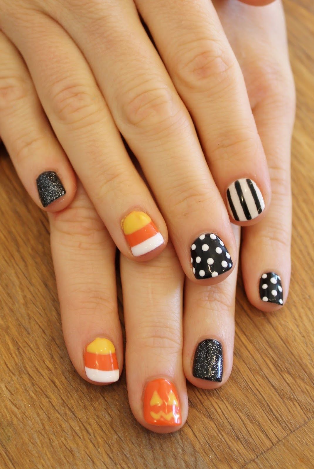 Haunted Tips: Enchanting Nail Designs for a Spooktacular Halloween