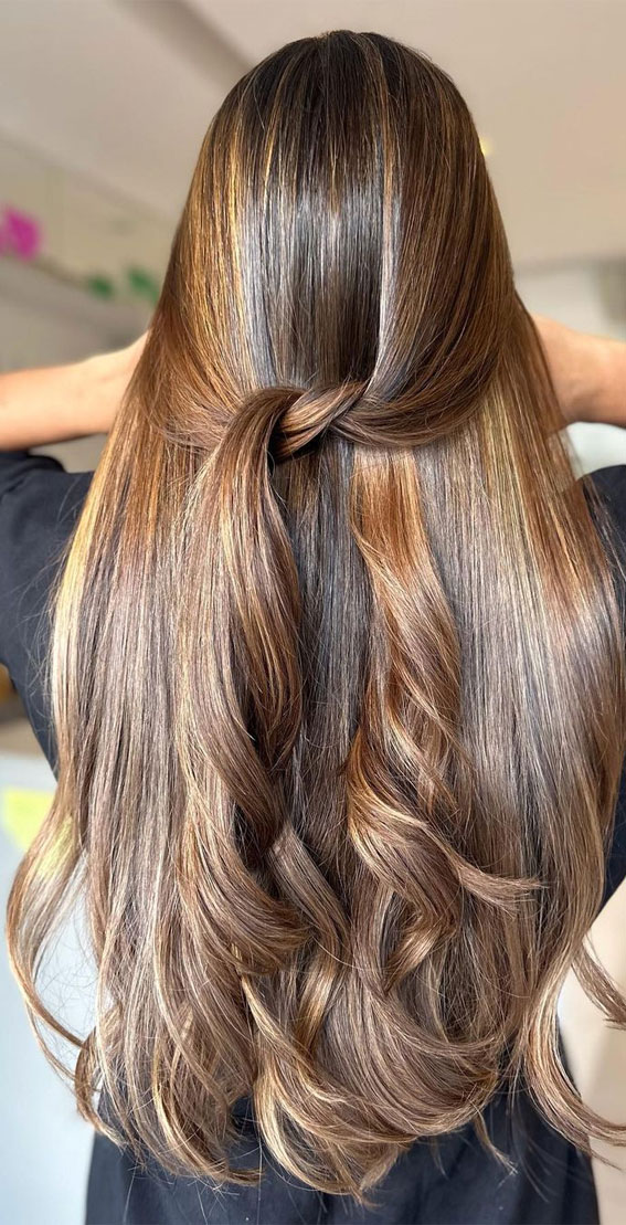 Autumn Elegance: Trendy Hair Color Inspirations for Fall