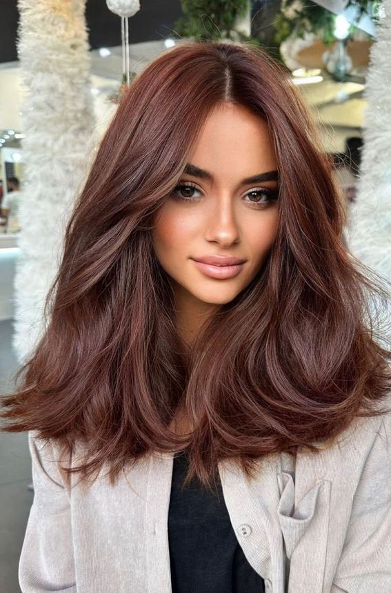 Autumn Vibes: Trendy Hair Color Inspirations for Fall