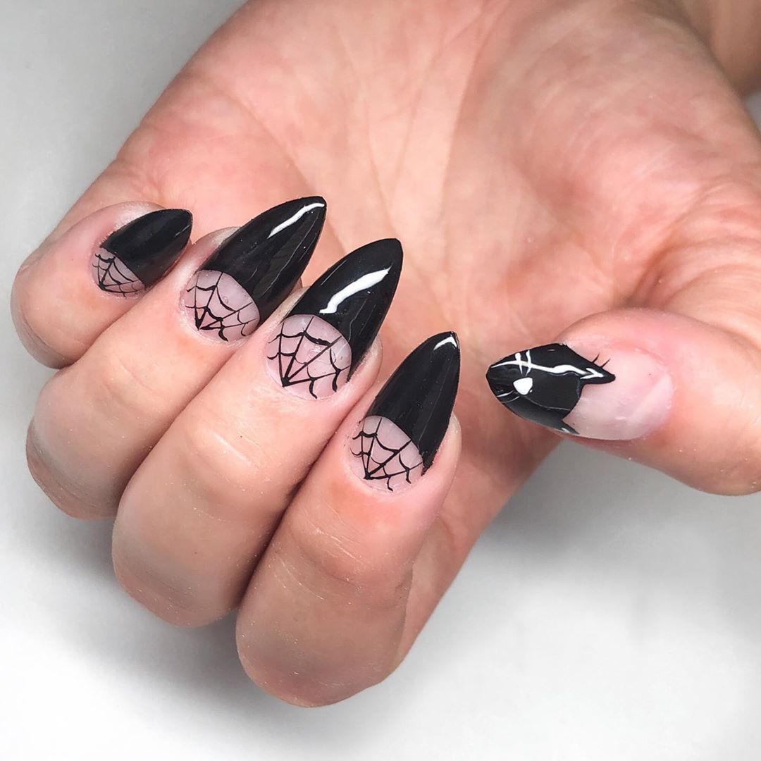 Chilling Chroma: Enchanting Spooks and Sinister Styles for Halloween Nails