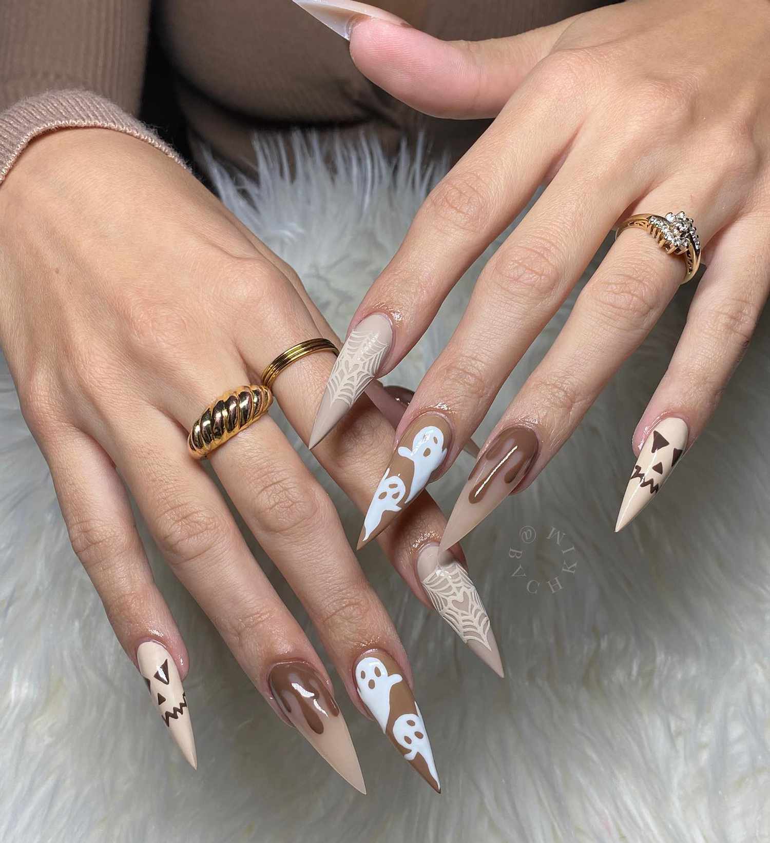 Hauntingly Beautiful: Enchanting Halloween Nail Art