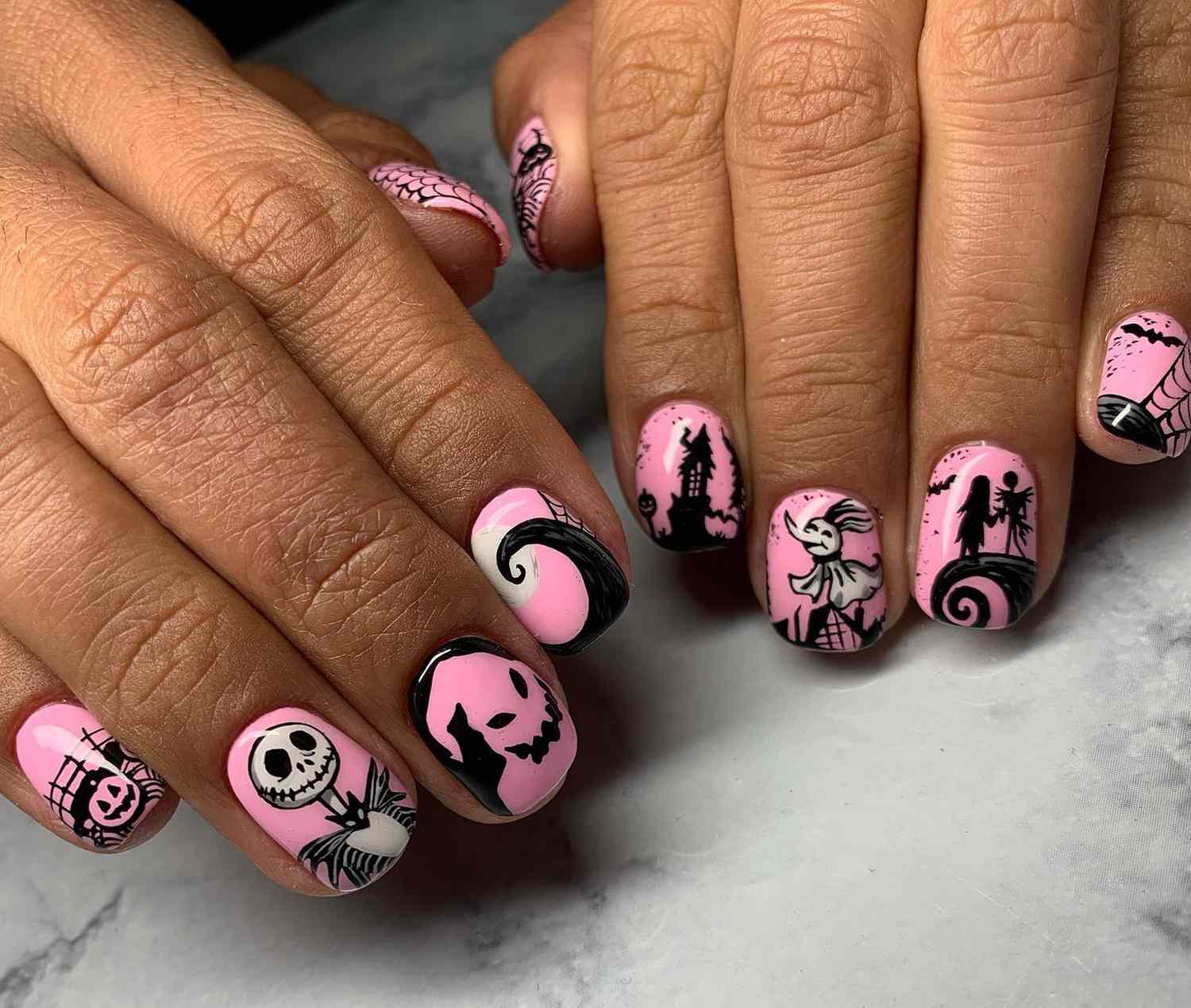 Frighteningly Fabulous: Haunted Nail Art for a Spooktacular Halloween!