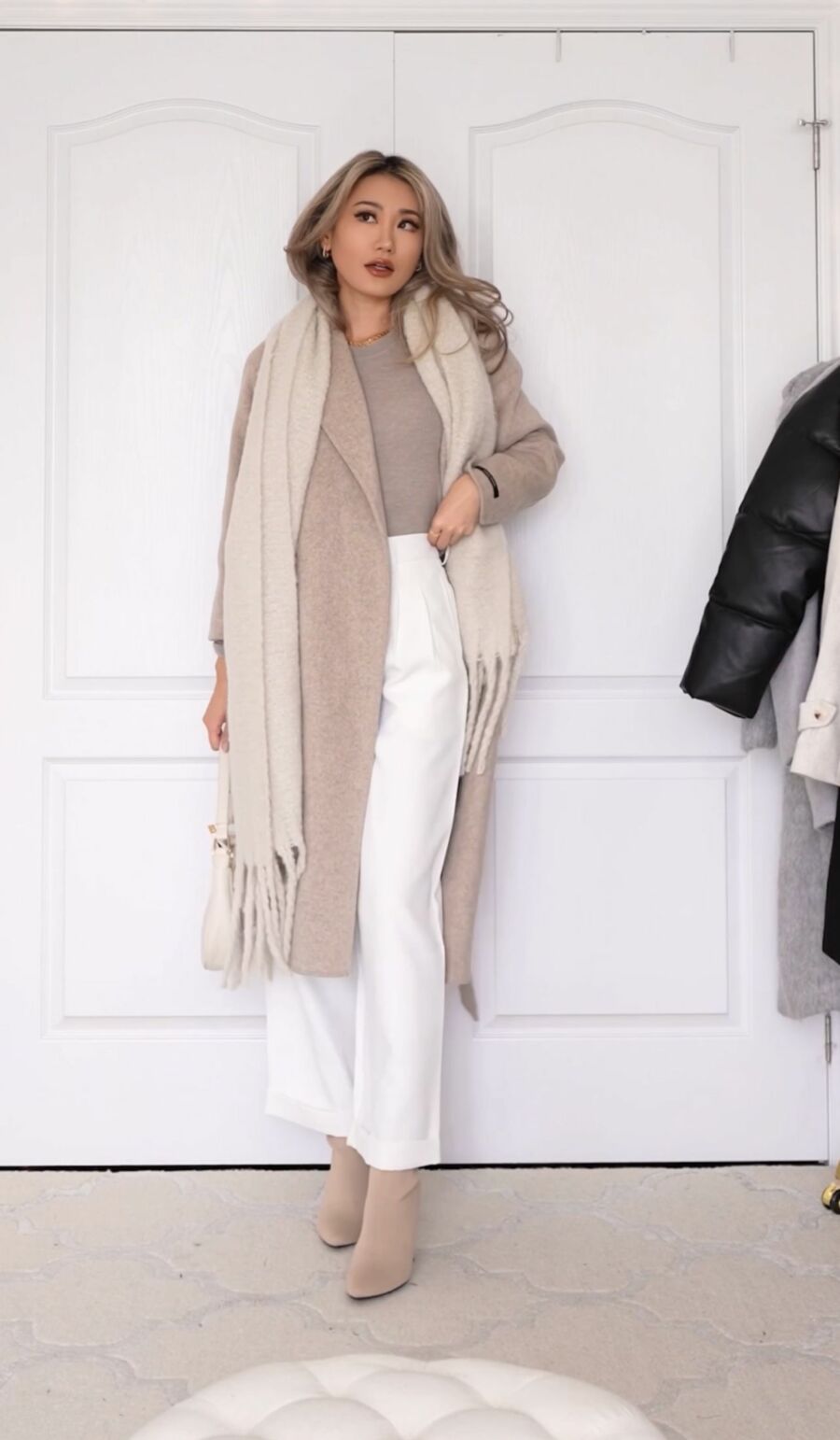 Sophisticated Beige Wool Coat with Fringed Scarf — Fall to Winter Outfits