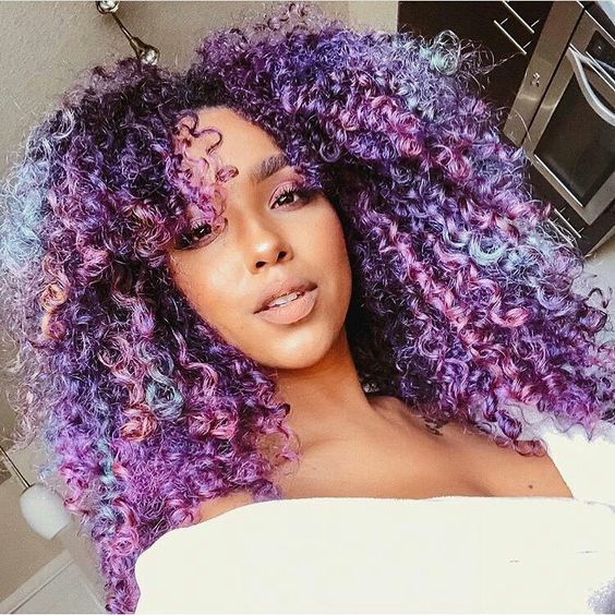 Collarbone Visual Idea — Winter Haircuts for Curly Hair