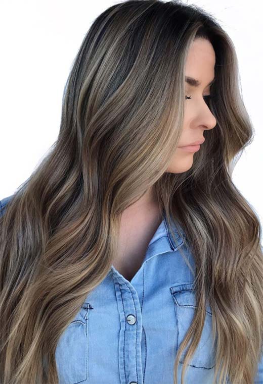 Mid-Back Wavy Hair With Subtle Highlights Mid-Back Wavy Hair With Subtle Highlights — Mushroom Brown Hair