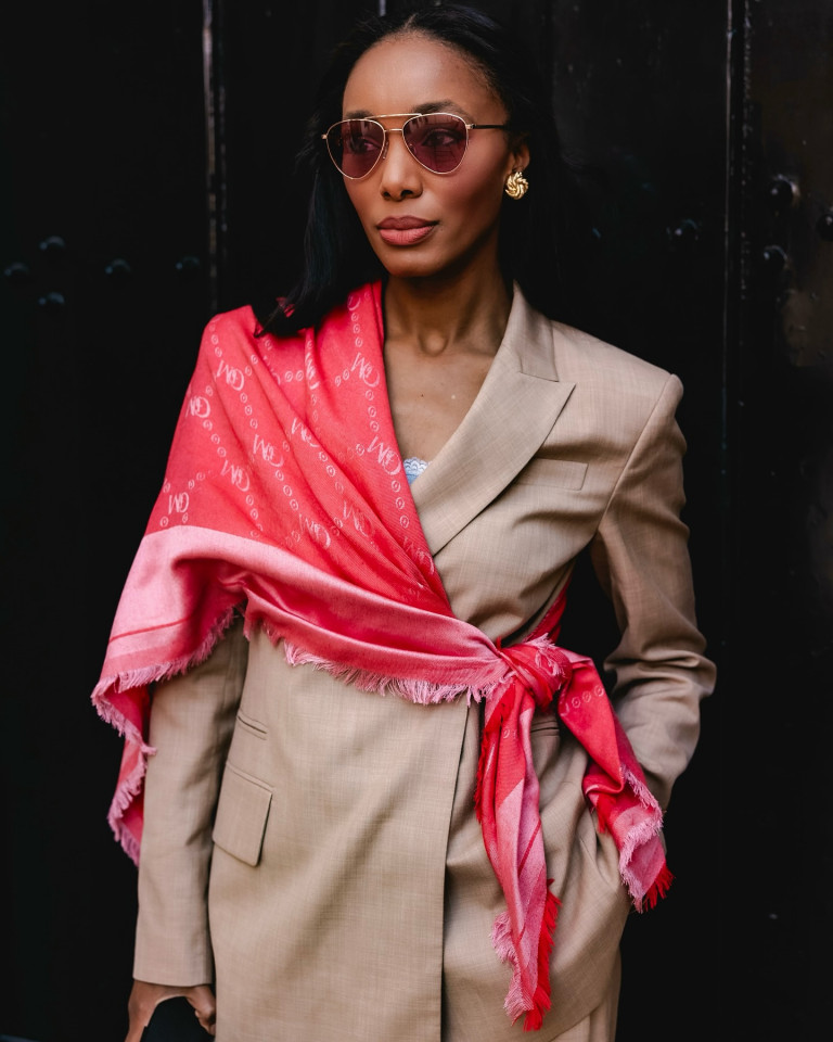 Casual Smart Casual Outfit Idea — Scarf Outfits