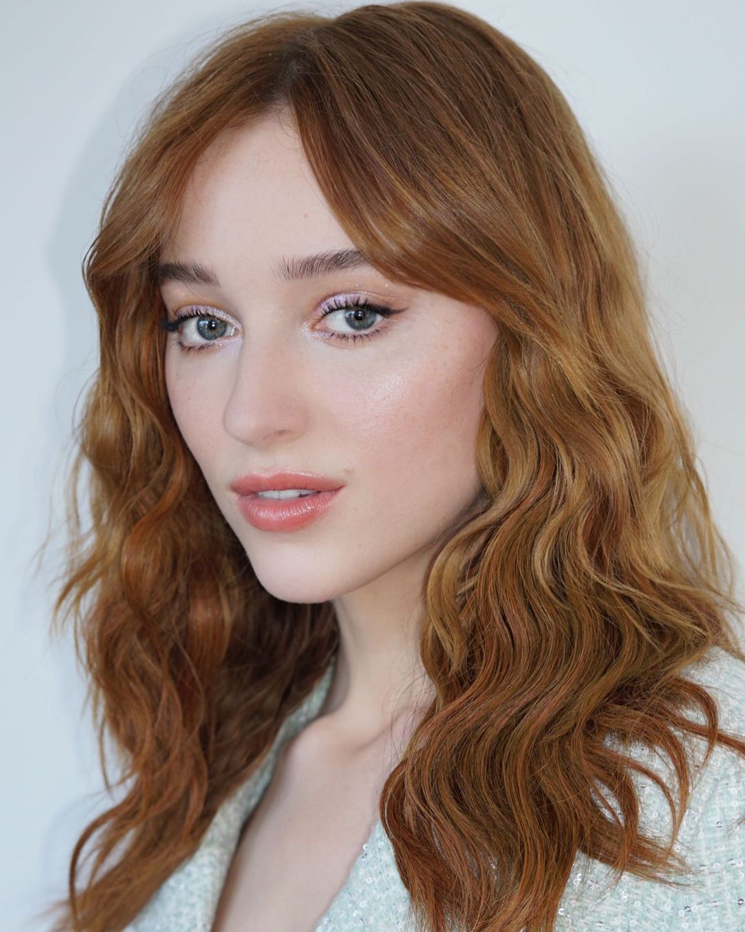 Shoulder Visual Idea Shoulder Visual Idea — Winter Hairstyles for Thick Hair