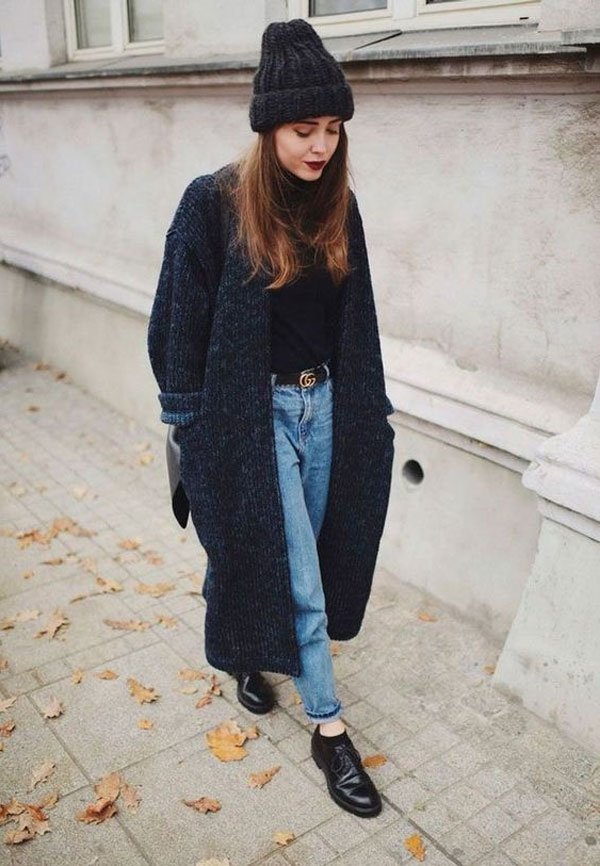 Straight-Leg Jeans with a Chunky Cardigan and Beanie — Winter Outfits with Jeans