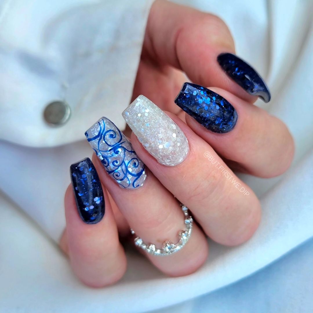 Subtle Glitter Ombre Stiletto Nails — Long Winter Nails