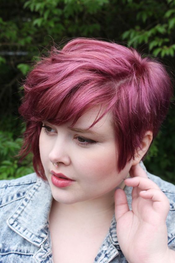 Visual Idea — Winter Haircuts for Round Faces