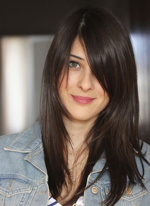 Mid-Back Visual Idea — Winter Haircuts for Women