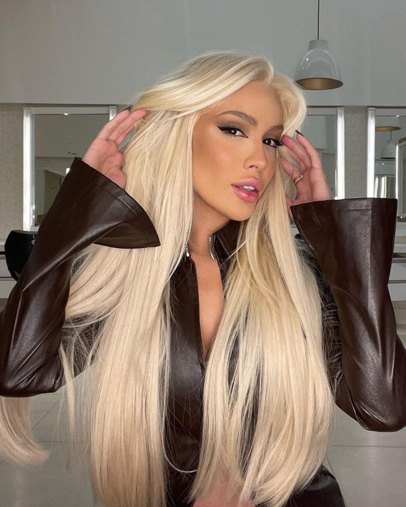Extreme Platinum Blonde Volume Extreme Platinum Blonde Volume — Winter Hair Colors for Blondes