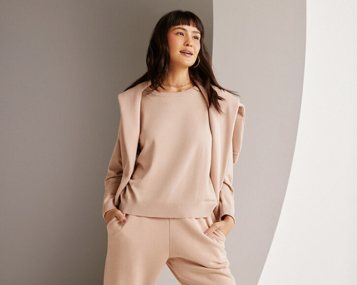 Monochromatic Beige Knit Set for Petite Comfort Monochromatic Beige Knit Set for Petite Comfort — Winter Outfits for Petite Women