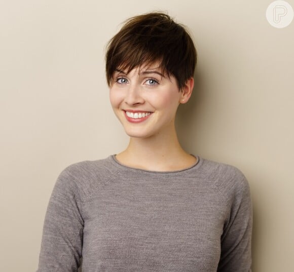 Textured Dark Brown Wavy Pixie — Winter Pixie Haircuts