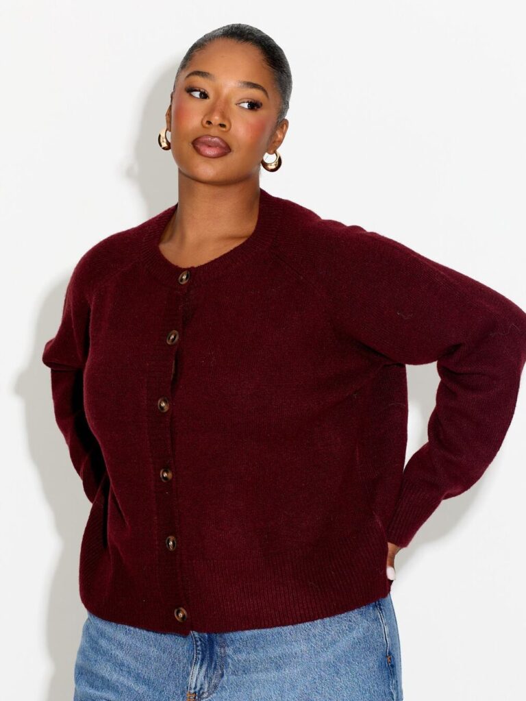 15 Winter Capsule Wardrobe 2027 Outfit Ideas for Cozy Days