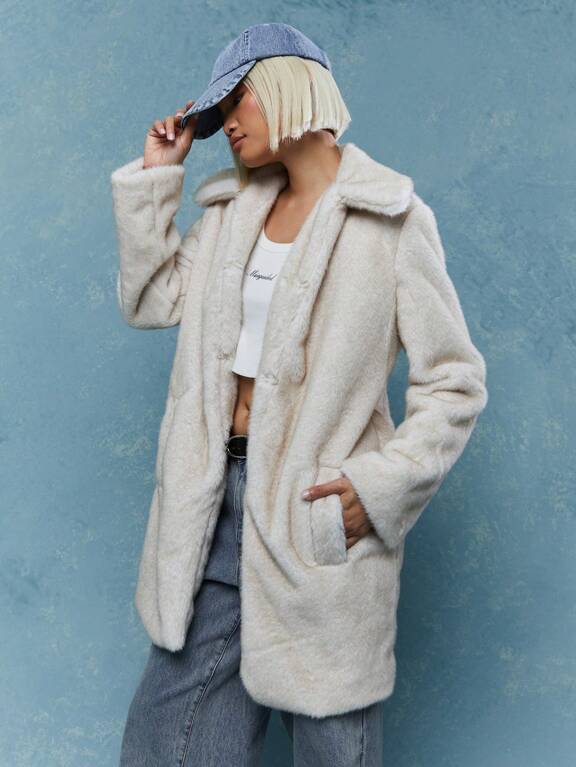 Seasonality and Texture: Faux Fur with Denim — Cute Winter Outfits