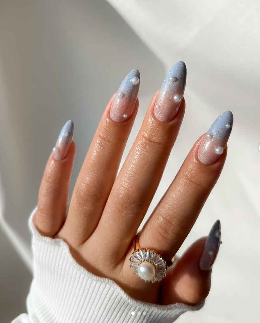Long Stiletto Pearl Gradient Long Stiletto Pearl Gradient — Cute Winter Nails
