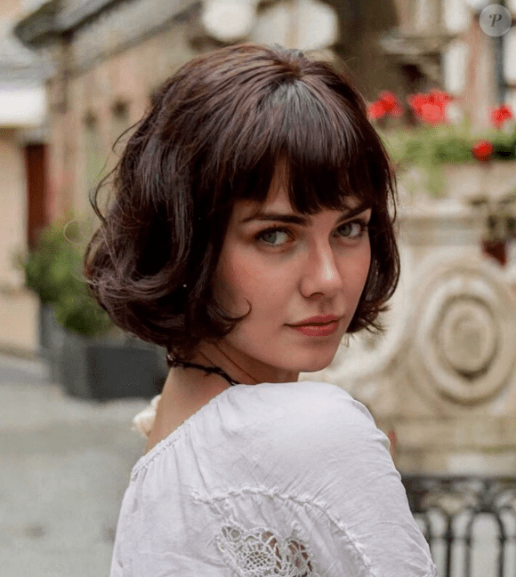 Collarbone Visual Idea Collarbone Visual Idea — Winter Bob Haircuts