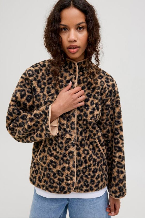 Cozy Fleece Leopard Jacket for Everyday Wear Leopard Coat Outfits