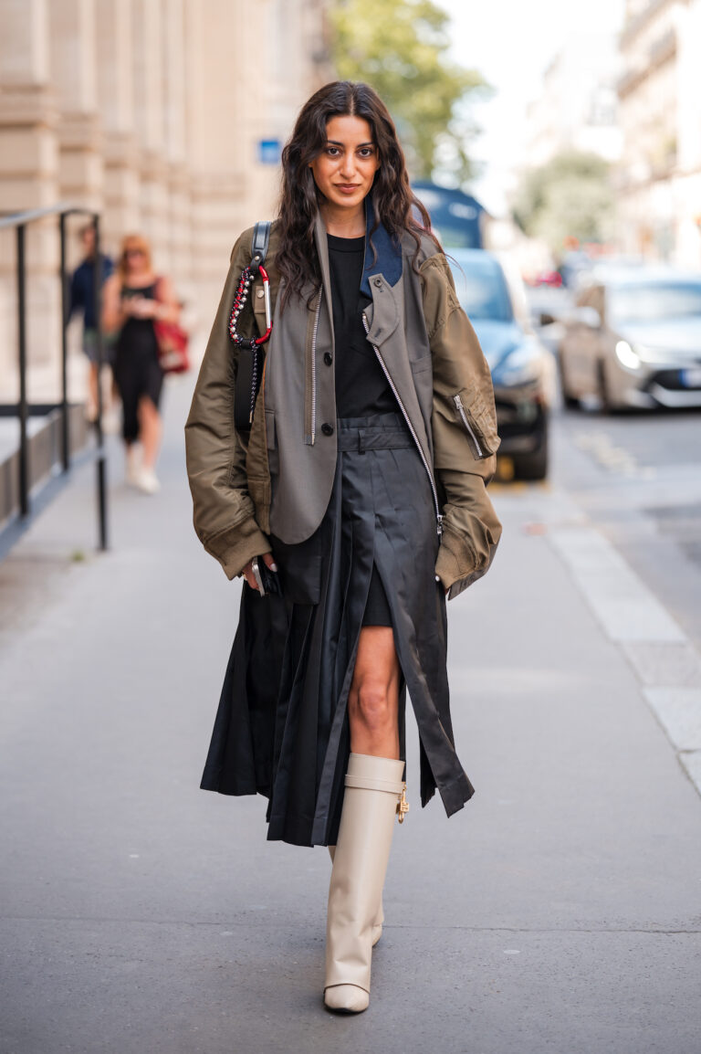 Beige Knee-High Boots with Bomber Jacket and Midi Skirt Beige Knee-High Boots with Bomber Jacket and Midi Skirt — Winter Boots Outfits