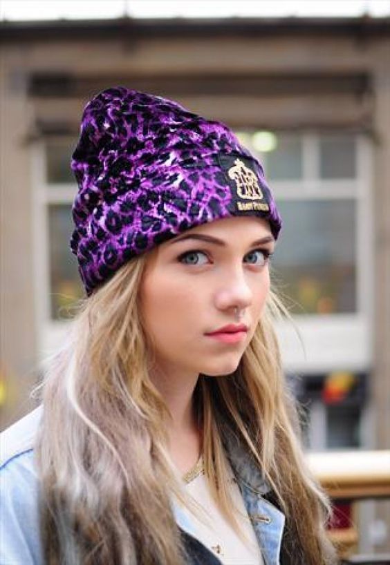 Fine Blonde Waves With Leopard Beanie — Winter Hat Hairstyles