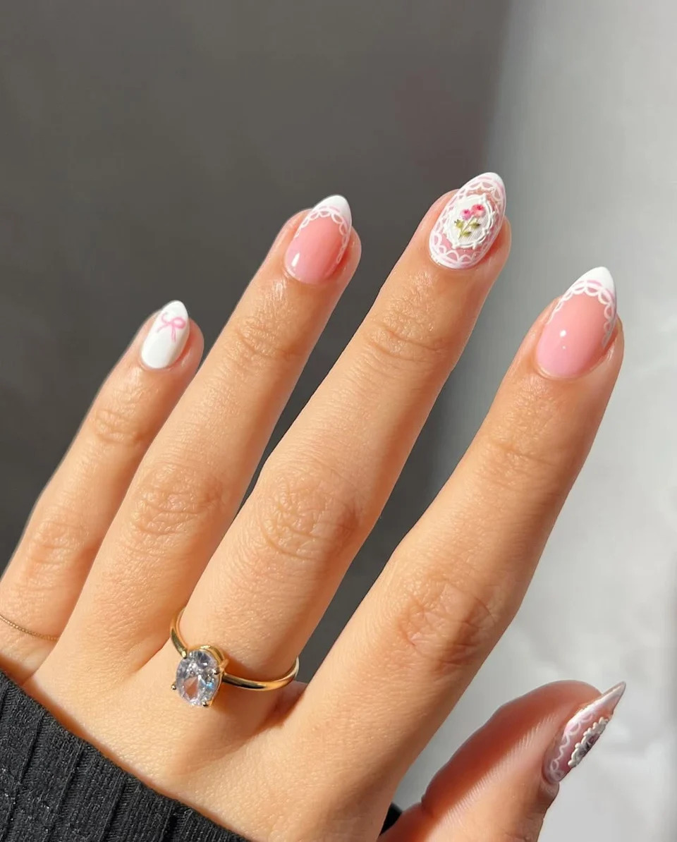 Glossy Lace French Tip Oval Nails Glossy Lace French Tip Oval Nails — Winter Oval Nails