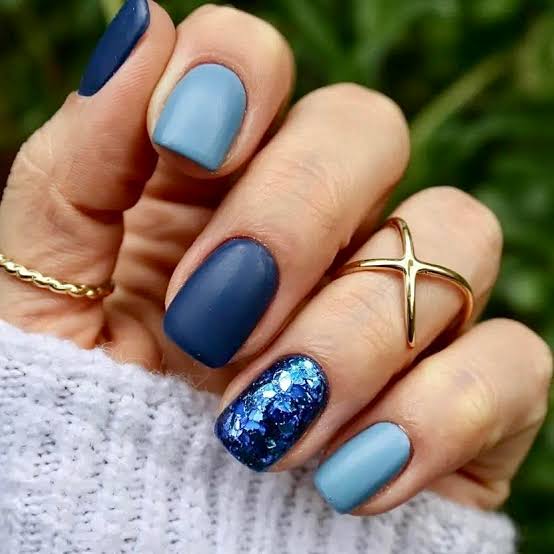 Matte Blue with Chunky Glitter Accent — Short Winter Gel Nails