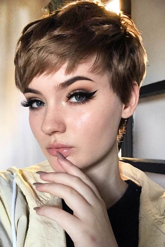The Textured Pixie Cut — Winter Hairstyles for Round Faces