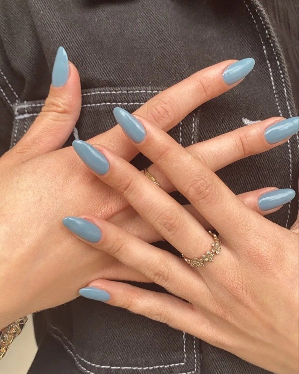 Muted Dusty Blue Glossy Medium Almond Muted Dusty Blue Glossy Medium Almond — Fall to Winter Nails