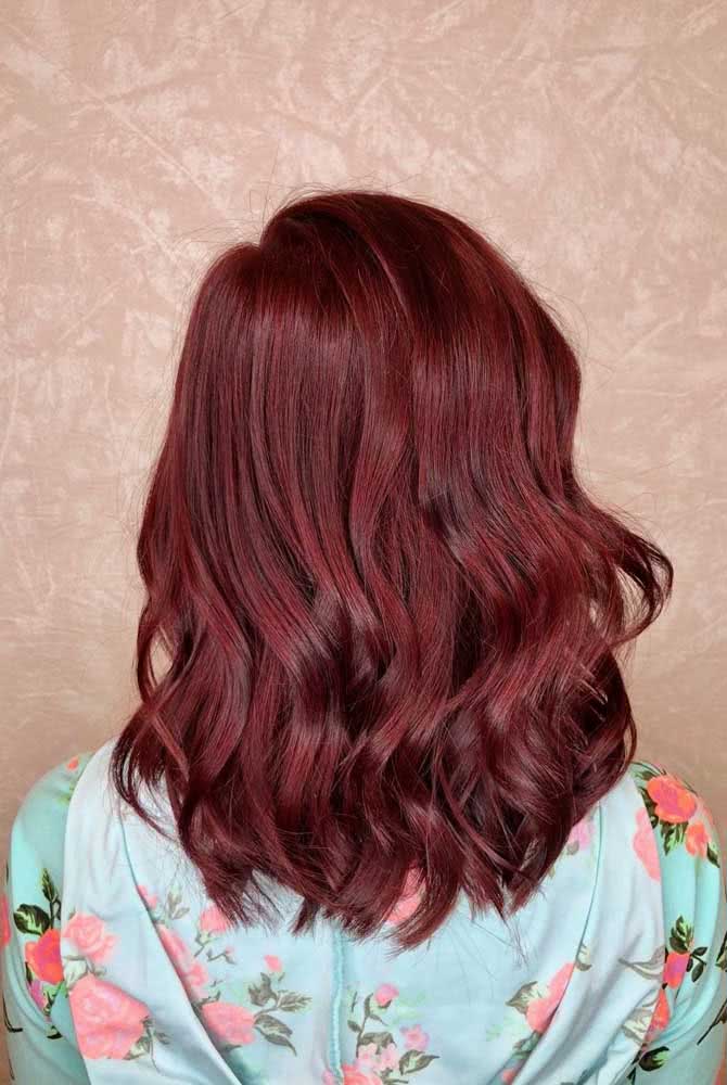 Collarbone Layers With Red Undertones — Burgundy Hair Color