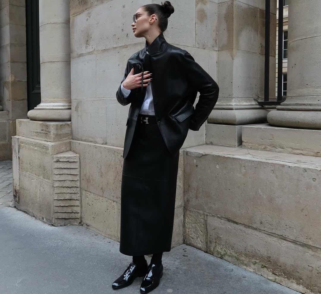 Chic Leather Ensemble for Urban Outings — Early Winter Outfits