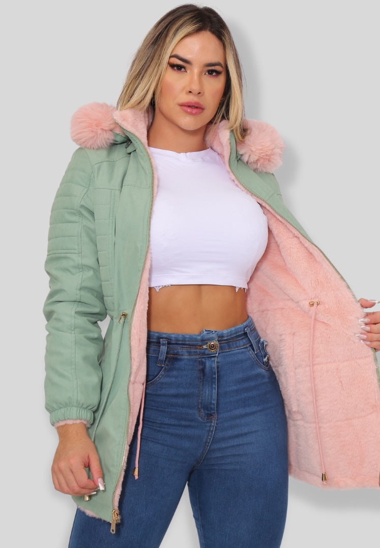 Parka with Fluffy Lining for a Pop of Color Parka with Fluffy Lining for a Pop of Color — Warm Winter Outfits