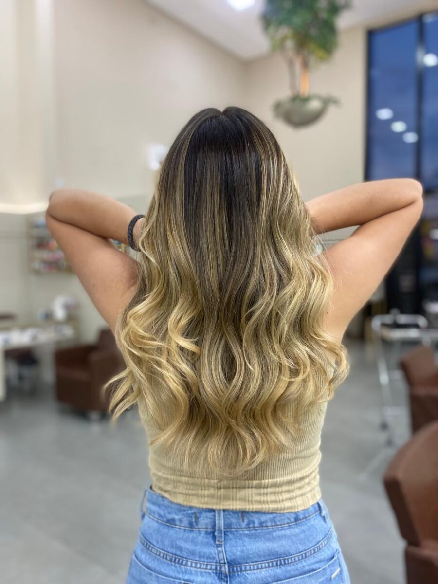 Middle Visual Idea Middle Visual Idea — Reverse Balayage