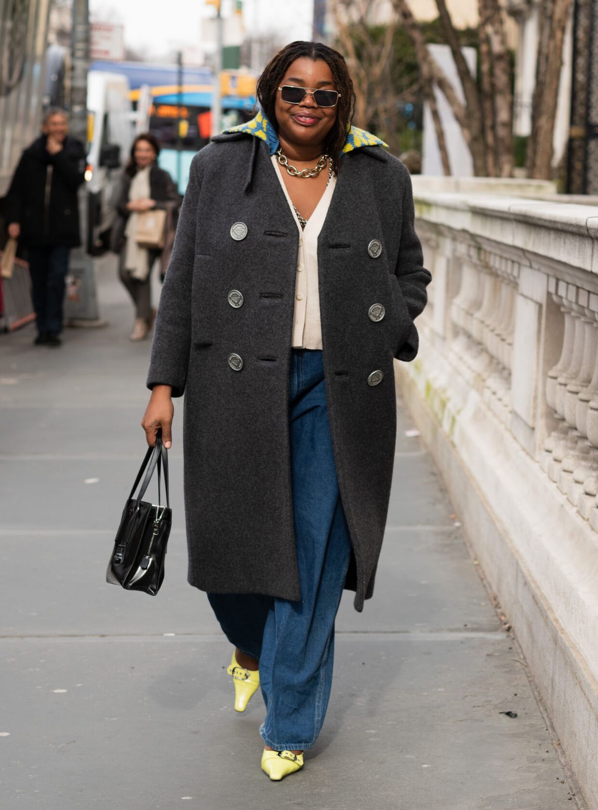 Yellow Heeled Sandals Outfit Idea — Minimalist Winter Outfits
