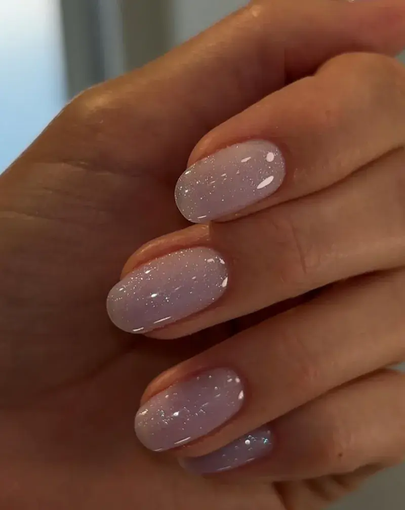Pale Lavender Glitter Glossy Nails Pale Lavender Glitter Glossy Nails — Short Winter Nails