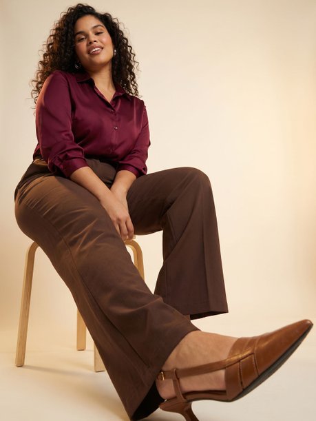 Smart Casual Burgundy Satin Blouse with Wide-Leg Trousers Smart Casual Burgundy Satin Blouse with Wide-Leg Trousers — Winter Outfits for Petite Women