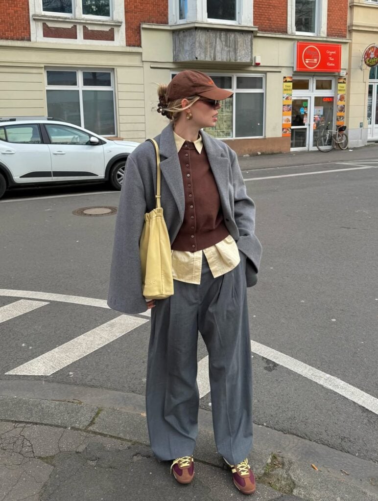 Oversized Grey Blazer with Knit Vest and Wide-Leg Trousers Oversized Grey Blazer with Knit Vest and Wide-Leg Trousers — Winter Layering Outfits