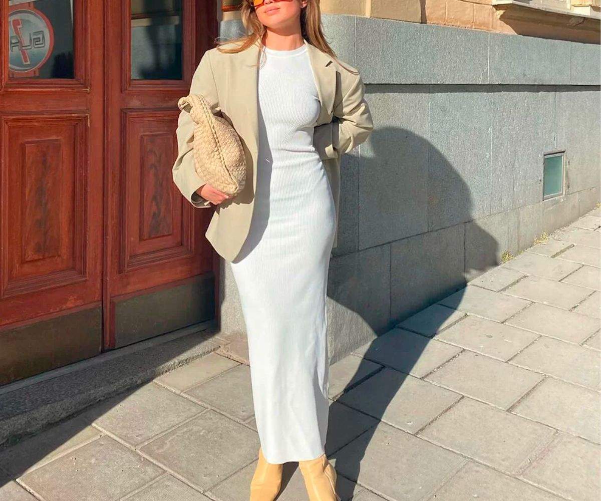 Ribbed Maxi Dress with Oversized Blazer and Pointed Boots — Winter Outfits for Warm Weather