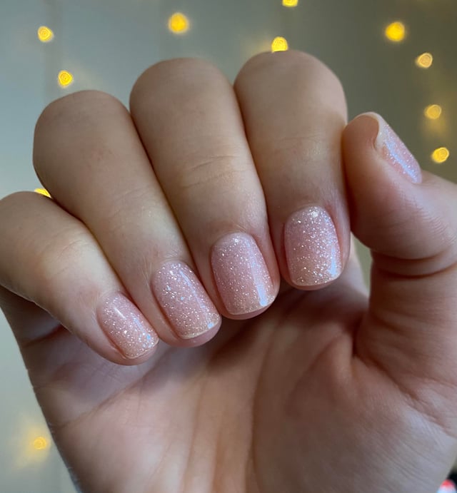 Sheer Pale Pink Iridescent Glitter Nails Sheer Pale Pink Iridescent Glitter Nails — Winter Dip Powder Nails