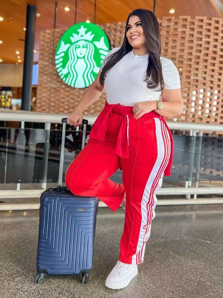 Red Tracksuit with White Sneakers for Casual Travel Red Tracksuit with White Sneakers for Casual Travel — Winter Travel Outfits
